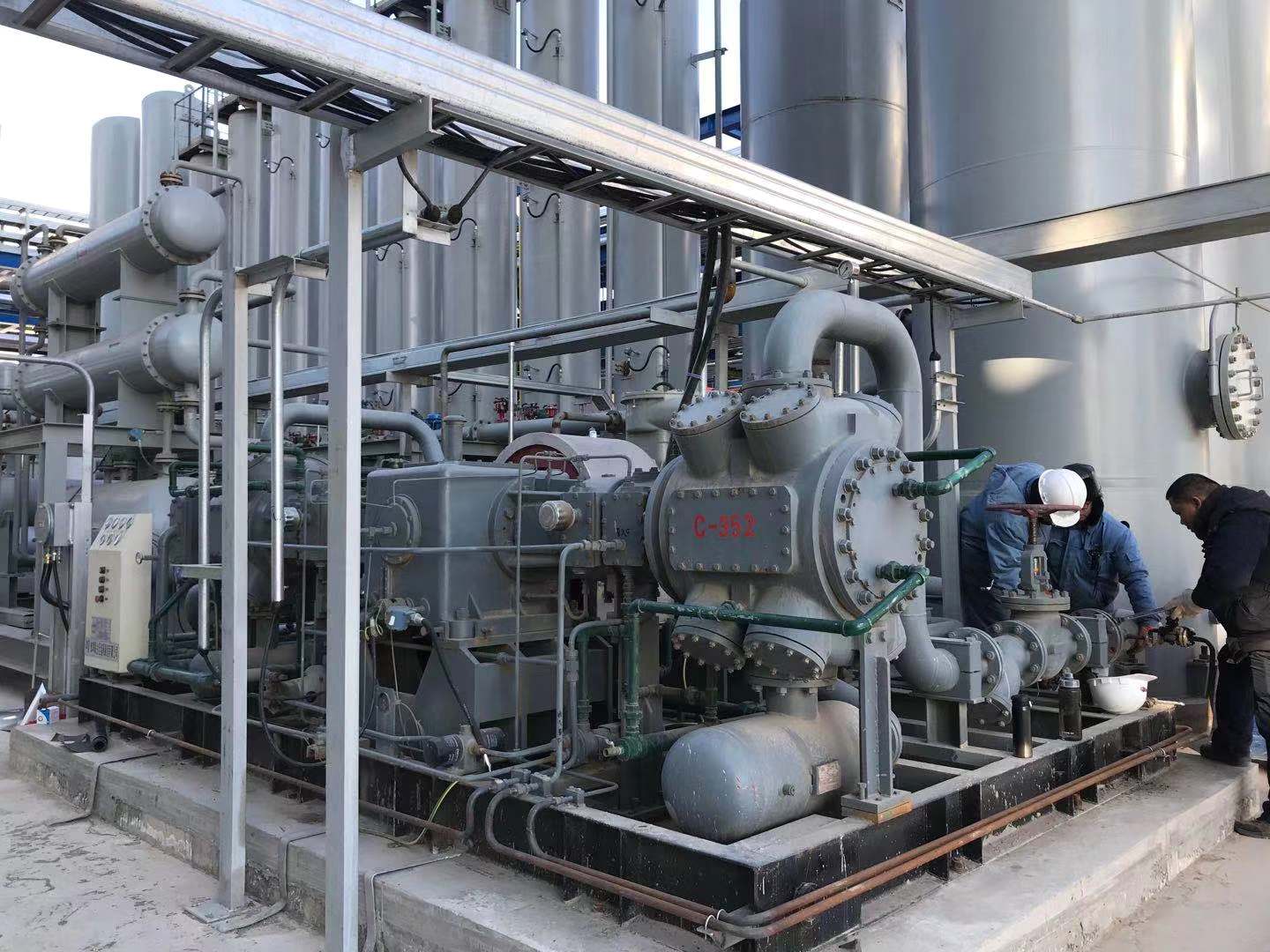 沧州DW-14,(0-0.2)-25原料气压缩机